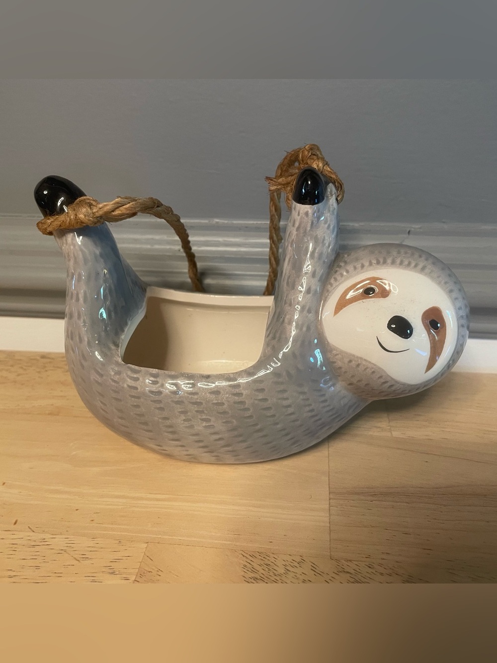 Small Sloth Hanging Plant Pot